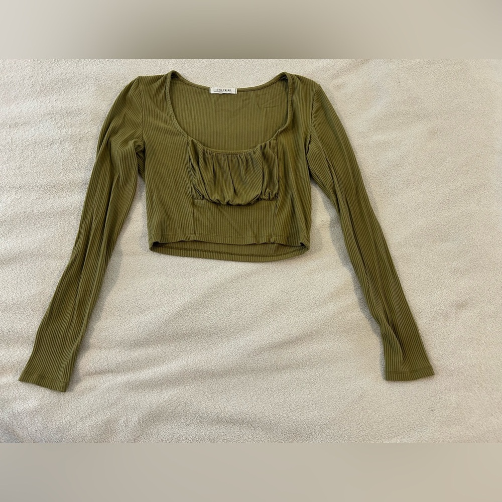 12th Tribe Olive Green Ribbed Long Sleeve Crop Top Medium Ruched Bust - Picture 2 of 5